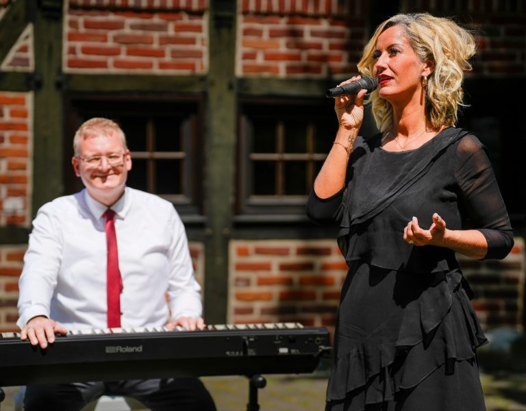 HERZ MOMENT | Hochzeitssängerin | Pianist | Trauung | Taufe | Beerdigung | Coesfeld